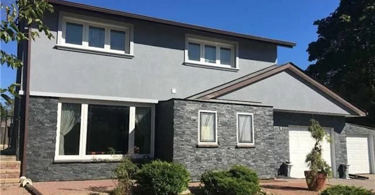 1 Rialto Drive, Toronto, ON, M3A 2N7