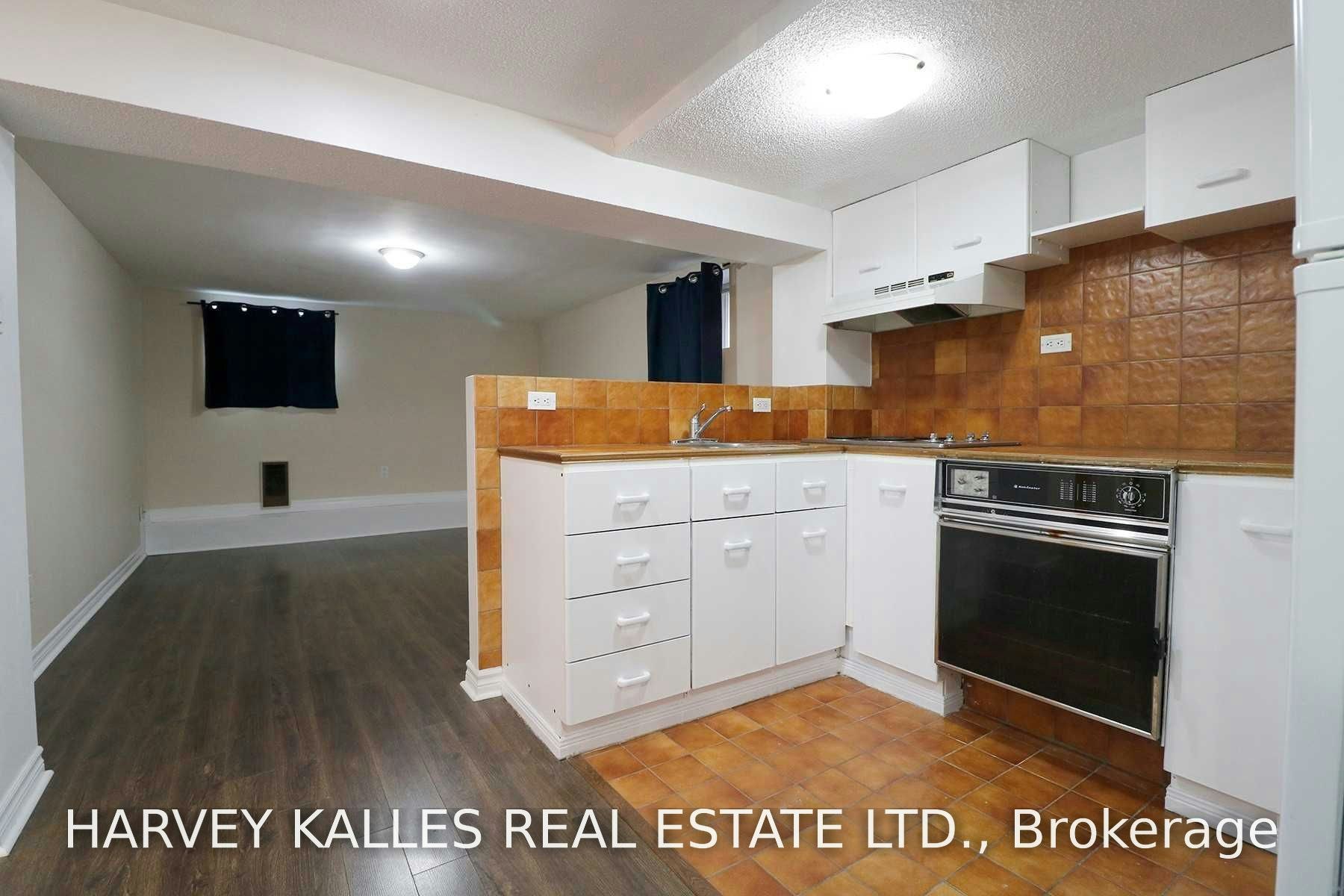 Lower-21 Braemar Avenue, Toronto, ON, M5P 2L1 - 5
