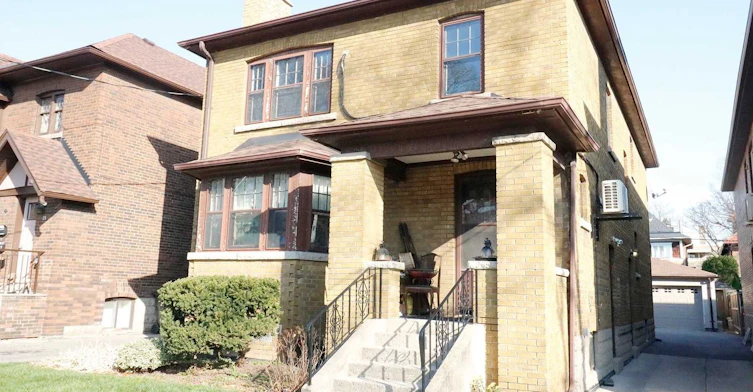 Lower-21 Braemar Avenue, Toronto, ON, M5P 2L1