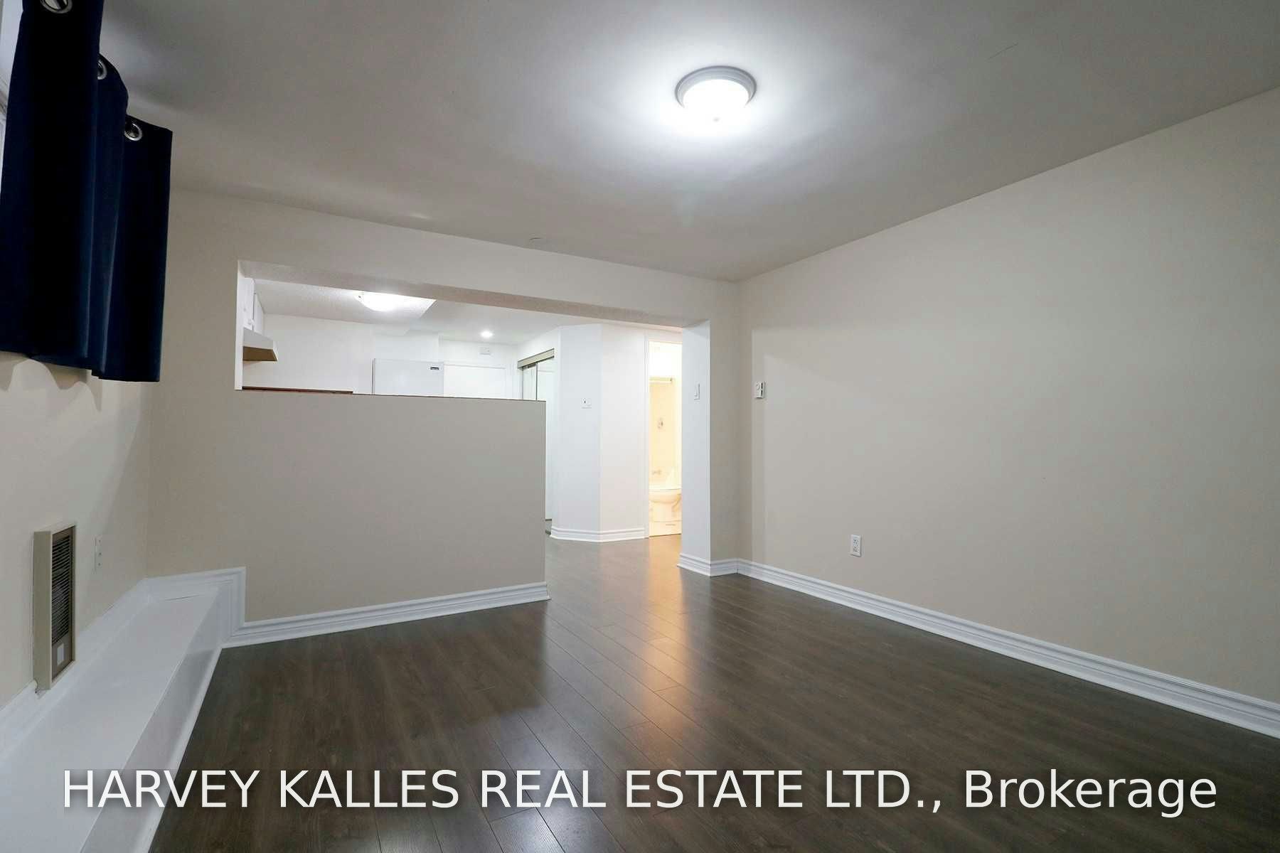 Lower-21 Braemar Avenue, Toronto, ON, M5P 2L1 - 2