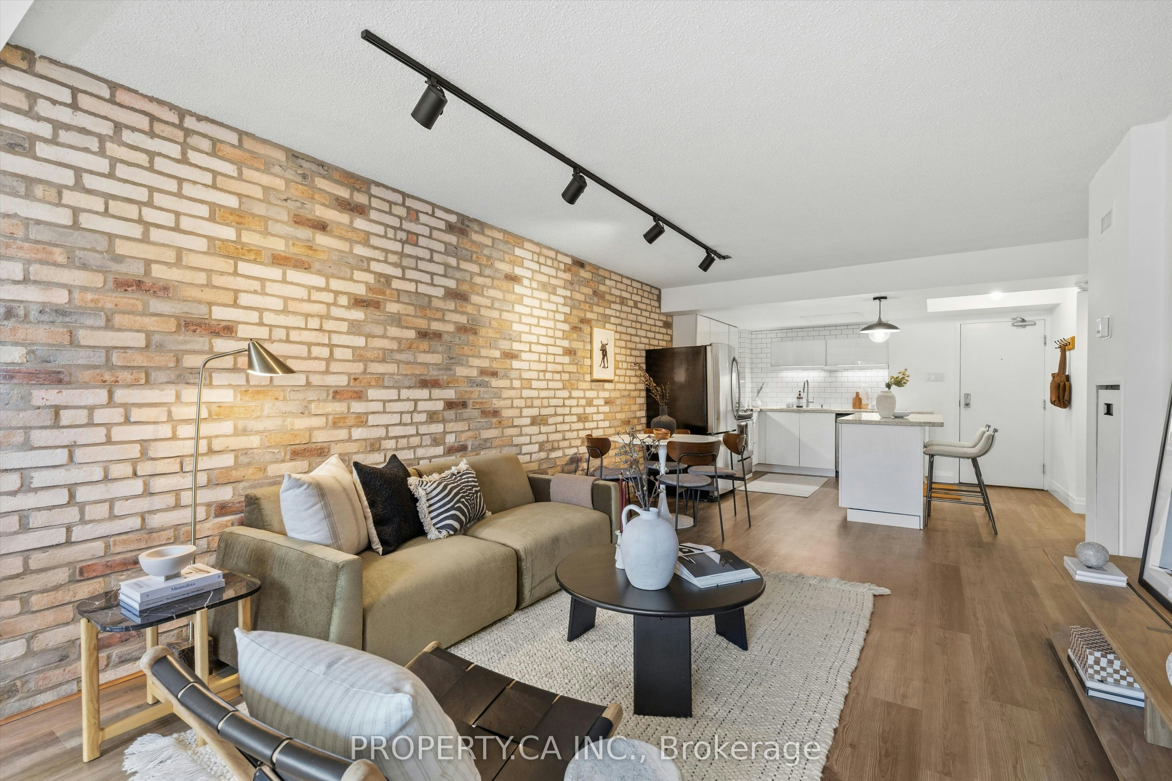 306-456 College Street, Toronto, ON, M6G 4A3
