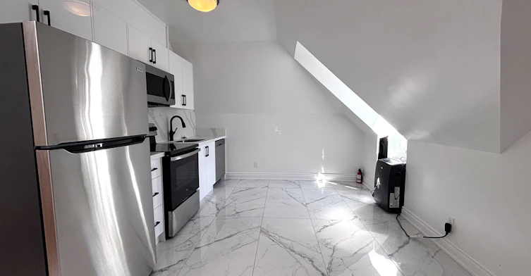 #3-61 Cecil Street, Toronto, ON, M5T 1N5 - 3