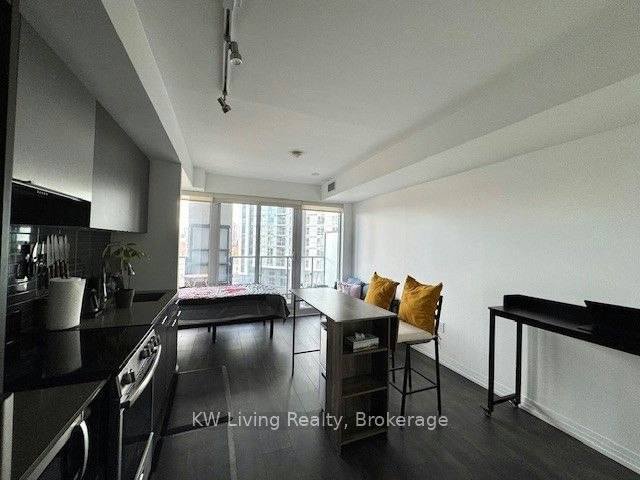 712-251 Jarvis Street, Toronto, ON, M5B 0C3 - 6