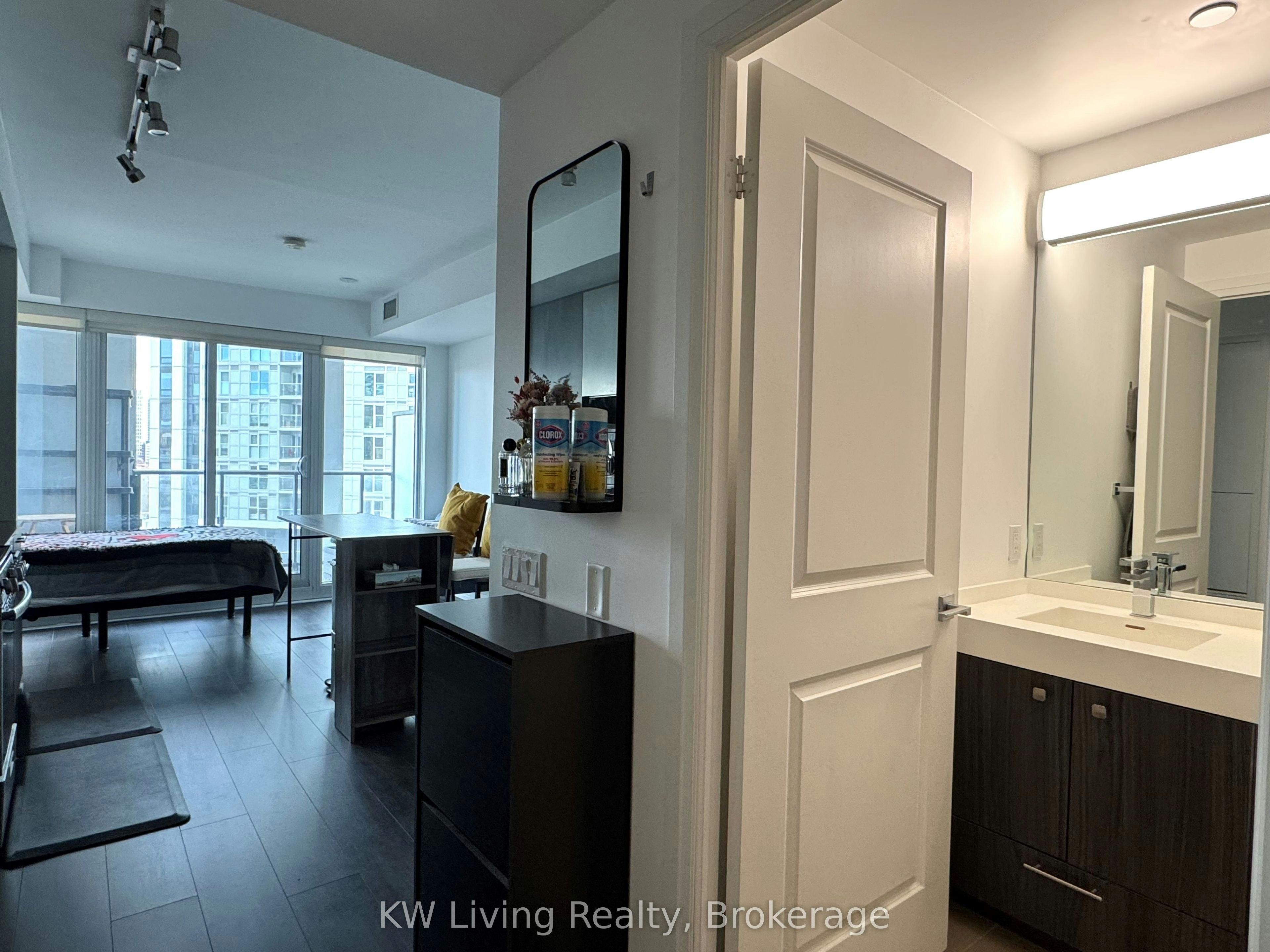 712-251 Jarvis Street, Toronto, ON, M5B 0C3 - 9