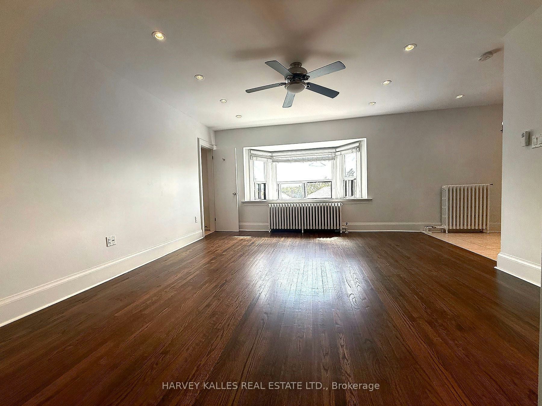201-858 Davenport Road, Toronto, ON, M6G 2B6 - 11