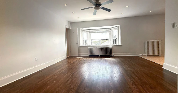 201-858 Davenport Road, Toronto, ON, M6G 2B6 - 11