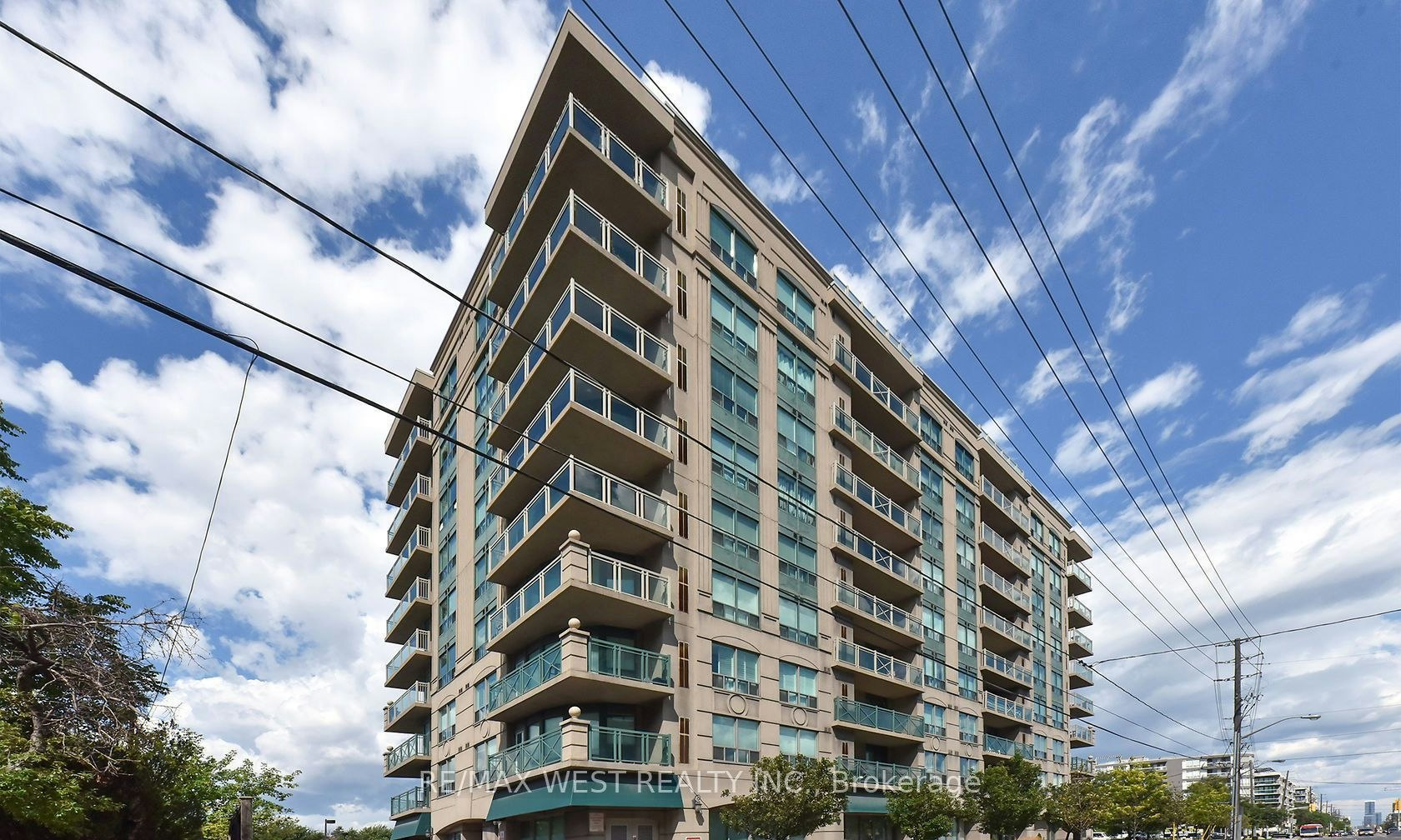 705-920 Sheppard Avenue W, Toronto, ON, M3H 0A2