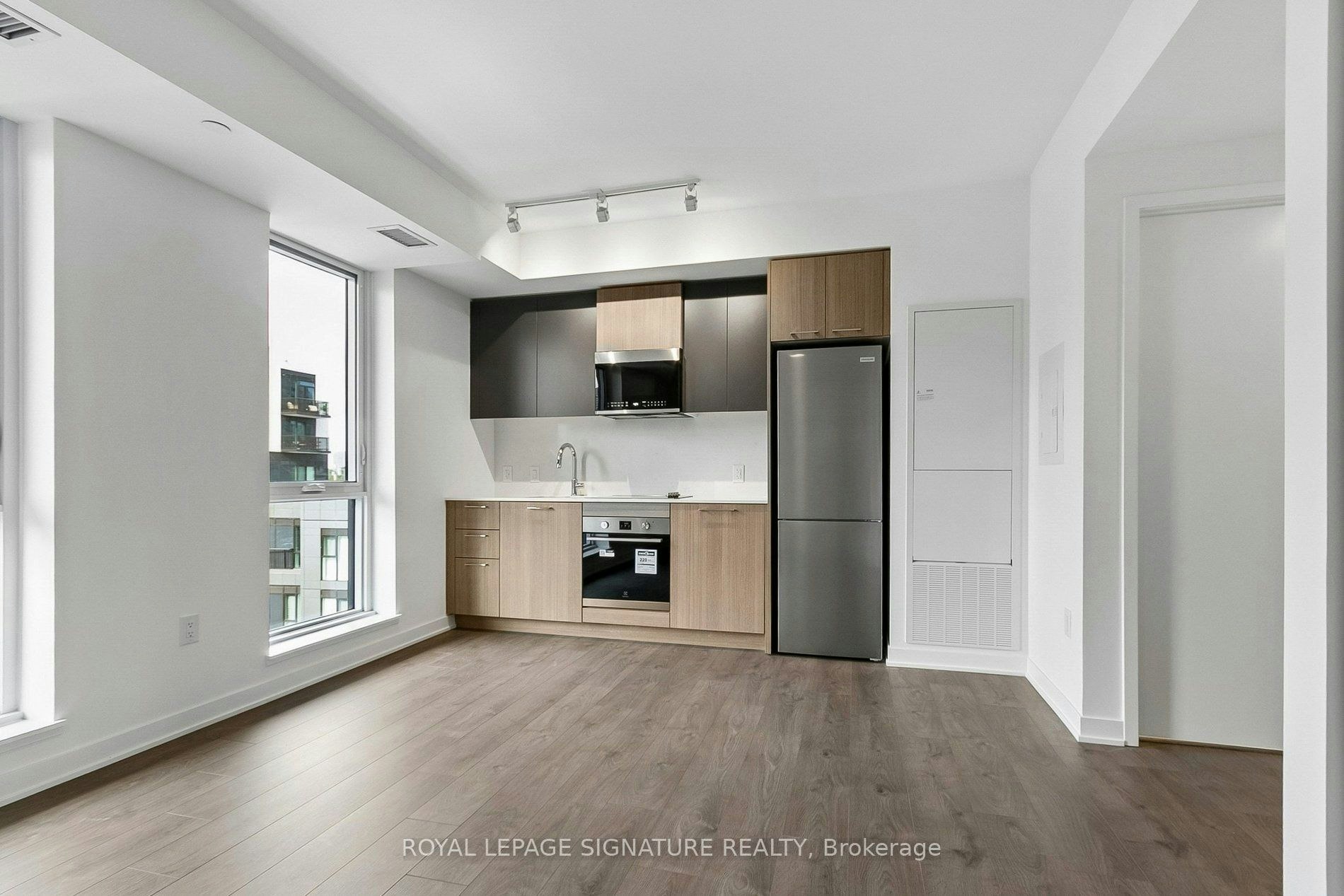 809-10 Oak Street, Toronto, ON, M5A 0Z1 - 4