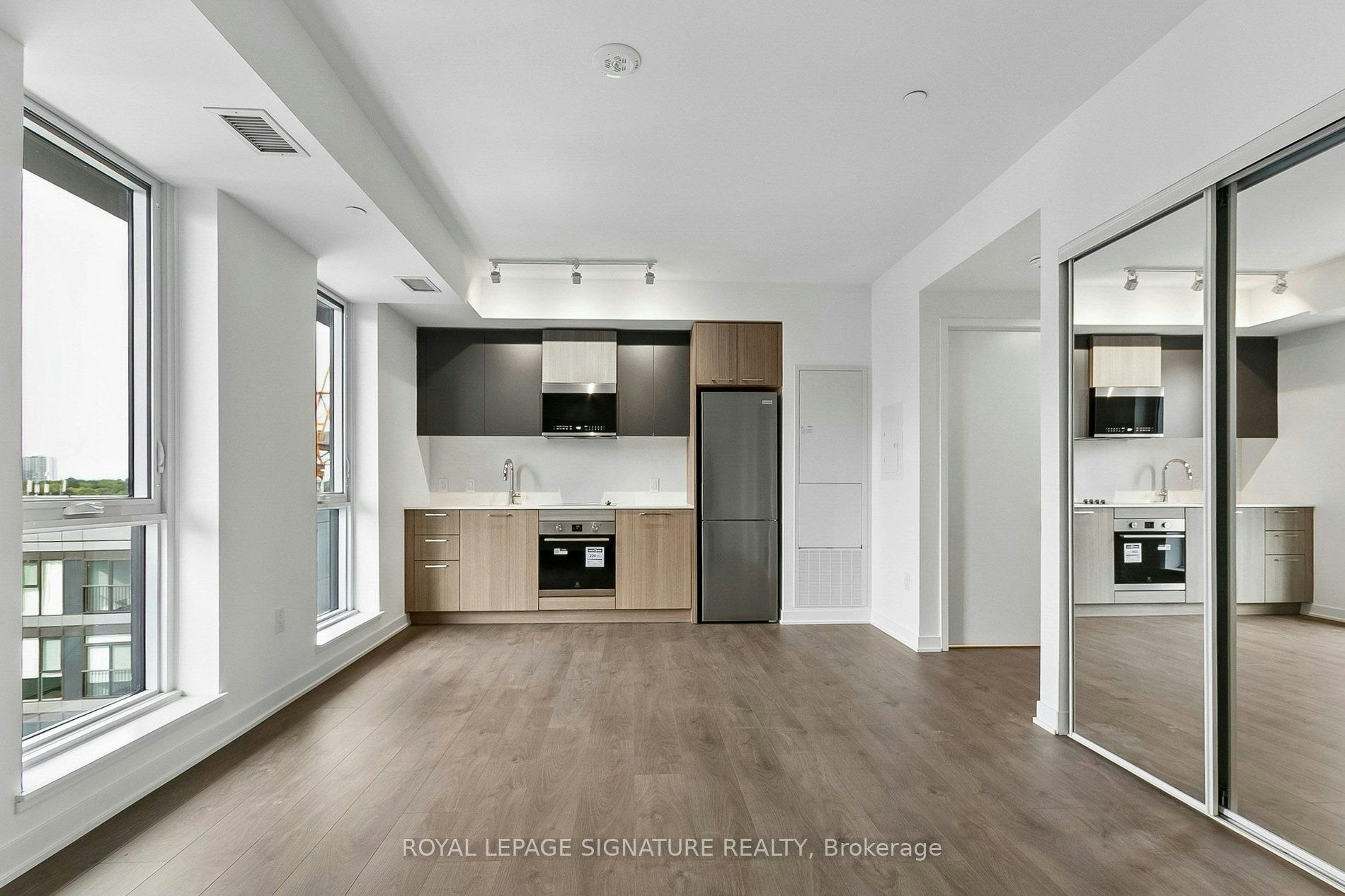 809-10 Oak Street, Toronto, ON, M5A 0Z1 - 17