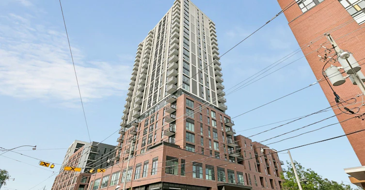 809-10 Oak Street, Toronto, ON, M5A 0Z1