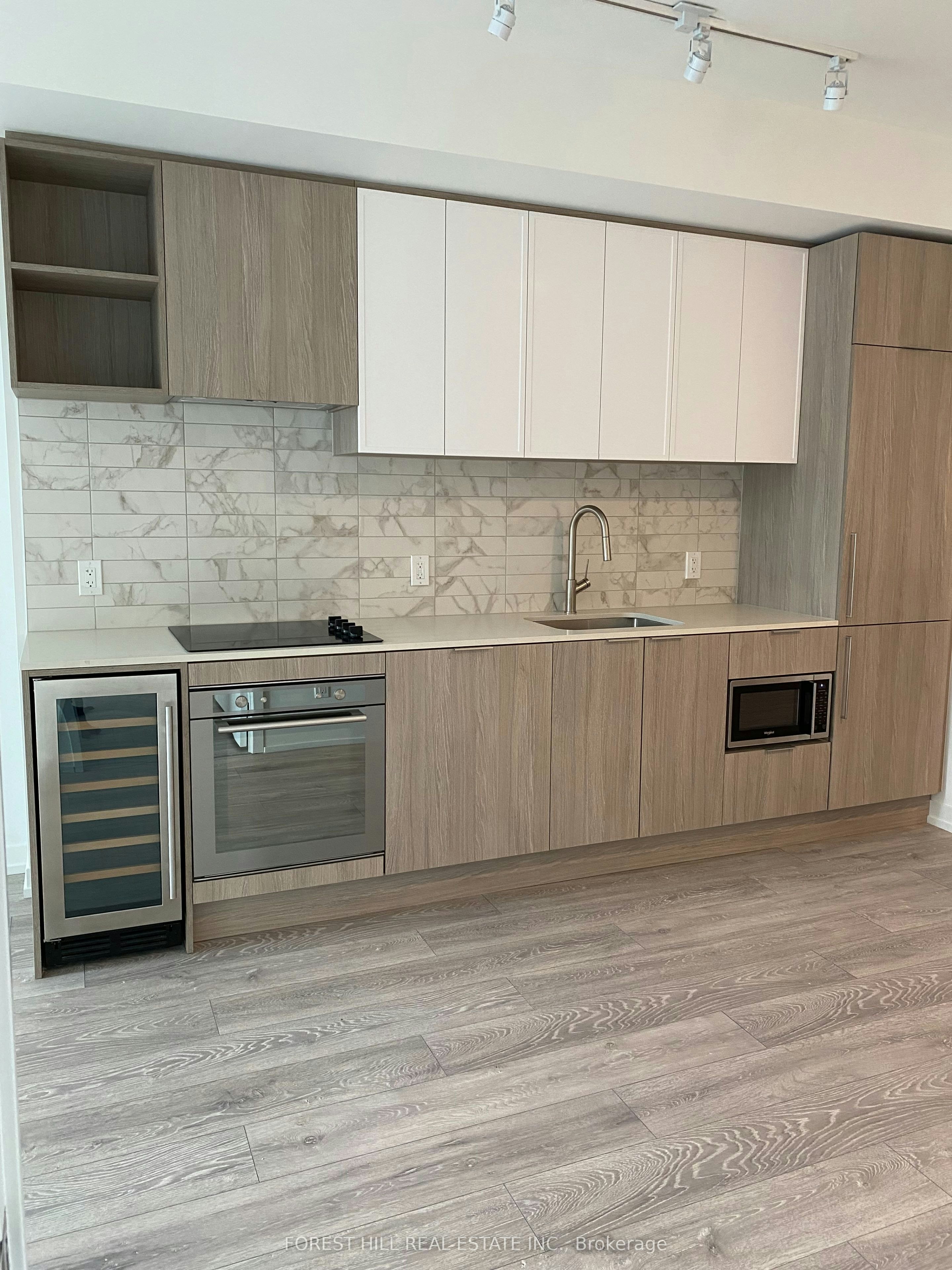 302-2020 Bathurst Street, Toronto, ON, M5P 0A6 - 7