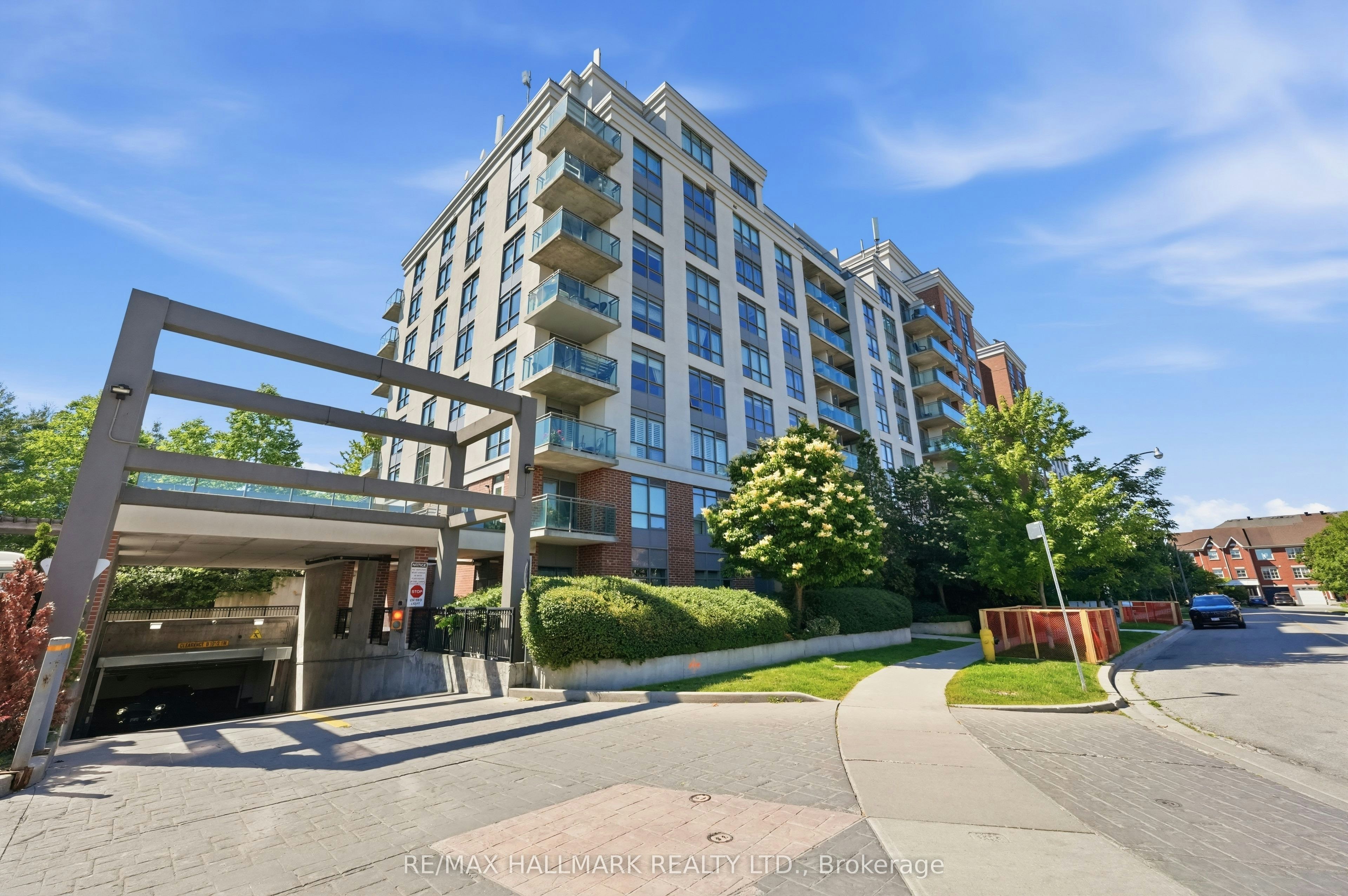 417-120 Dallimore Circle, Toronto, ON, M3C 4J1
