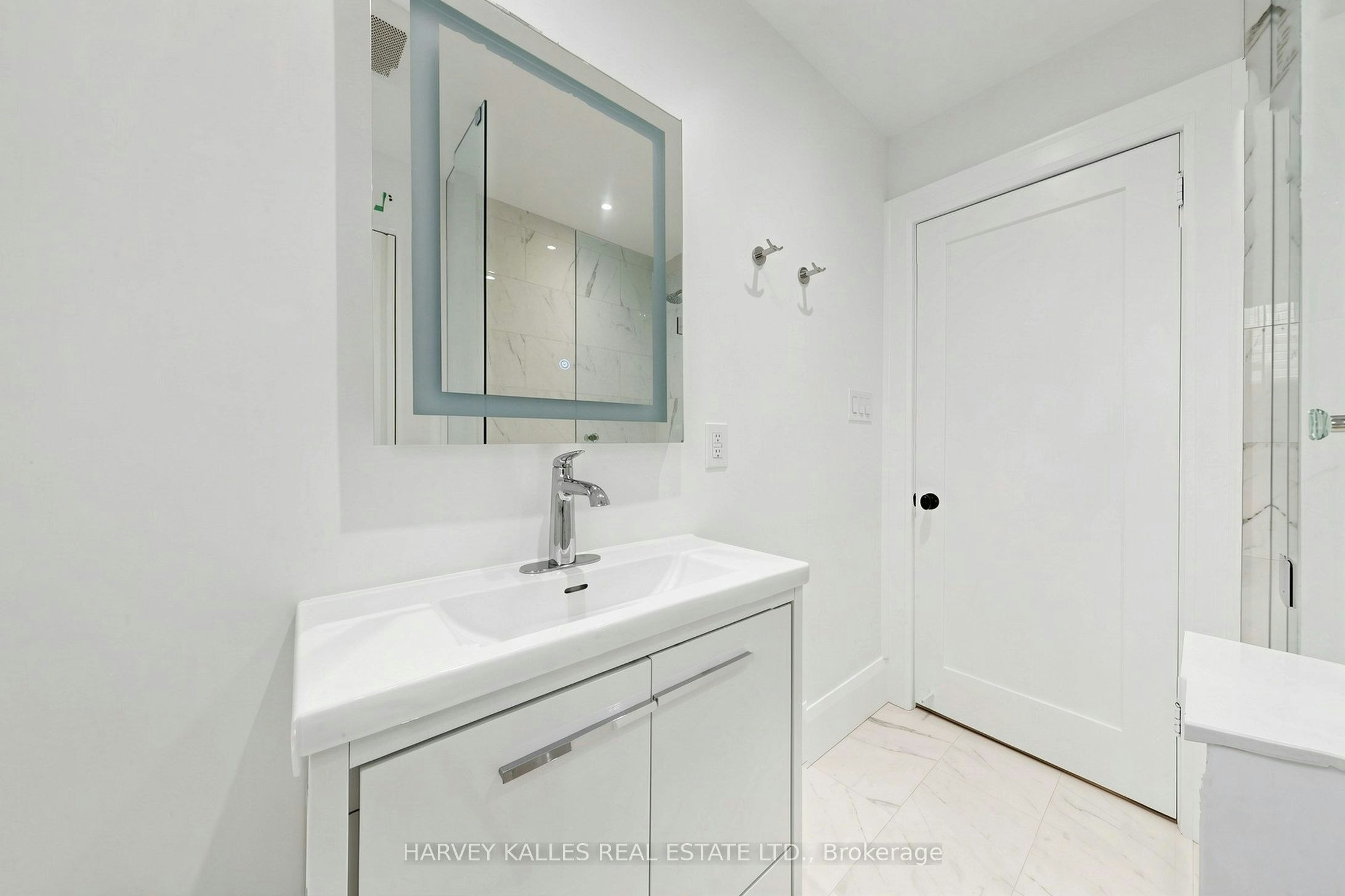 Main-7 Tullis Drive, Toronto, ON, M4S 2E2 - 40