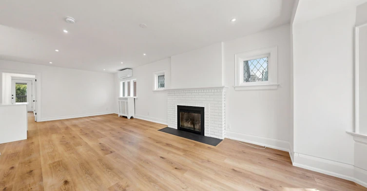 Upper-7 Tullis Drive, Toronto, ON, M4S 2E2 - 9