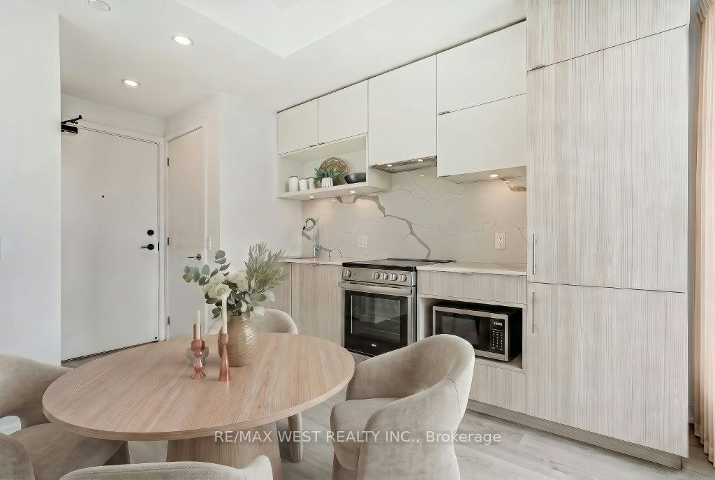 2707-100 Queen Street E, Toronto, ON, M5C 0B5 - 6