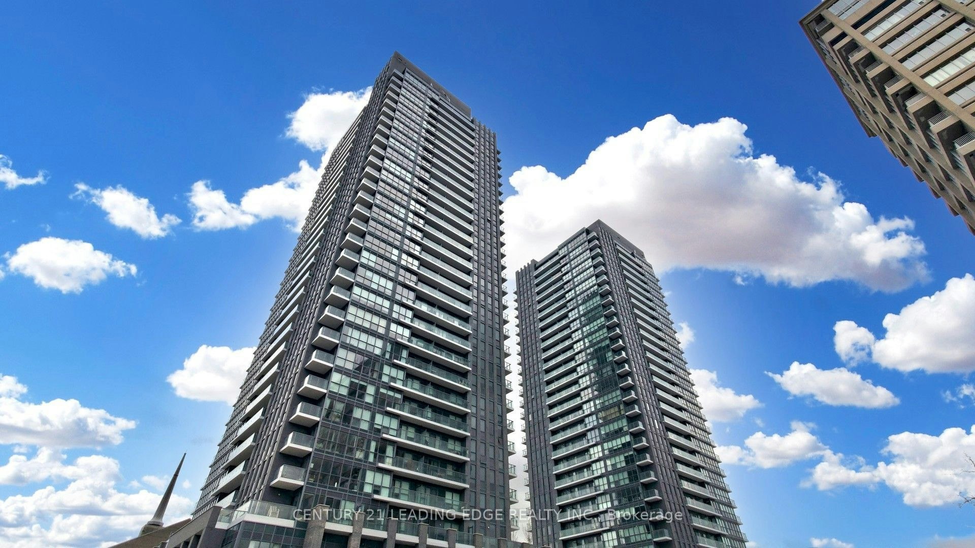 606-2 Sonic Way, Toronto, ON, M3C 0P2