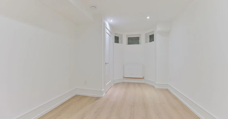 Lower-995 Dufferin Street, Toronto, ON, M6H 4B2 - 4