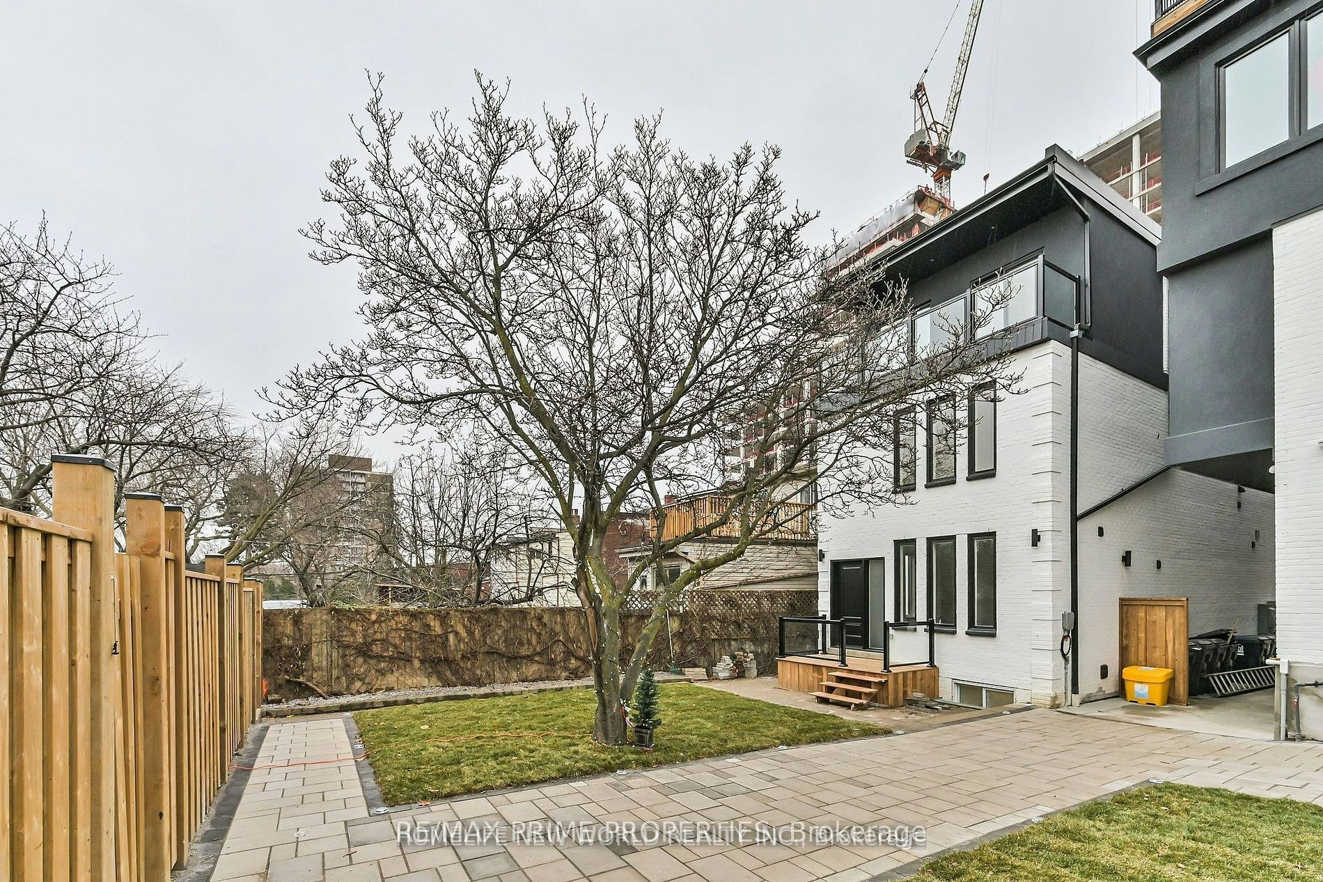 Lower-995 Dufferin Street, Toronto, ON, M6H 4B2 - 8