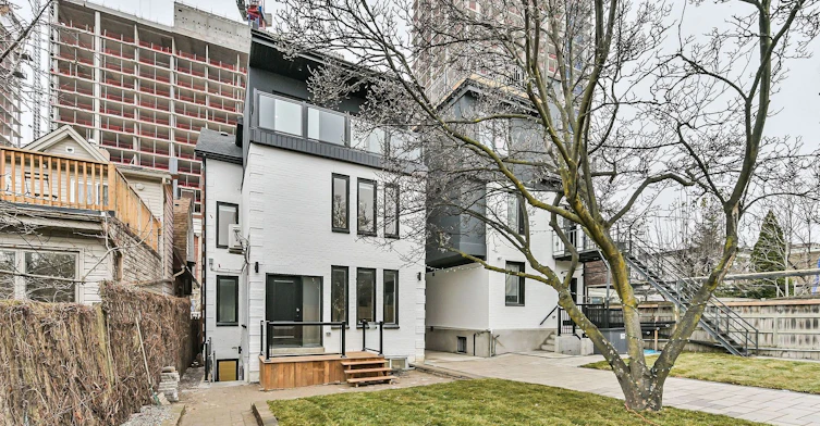 Lower-995 Dufferin Street, Toronto, ON, M6H 4B2 - 6