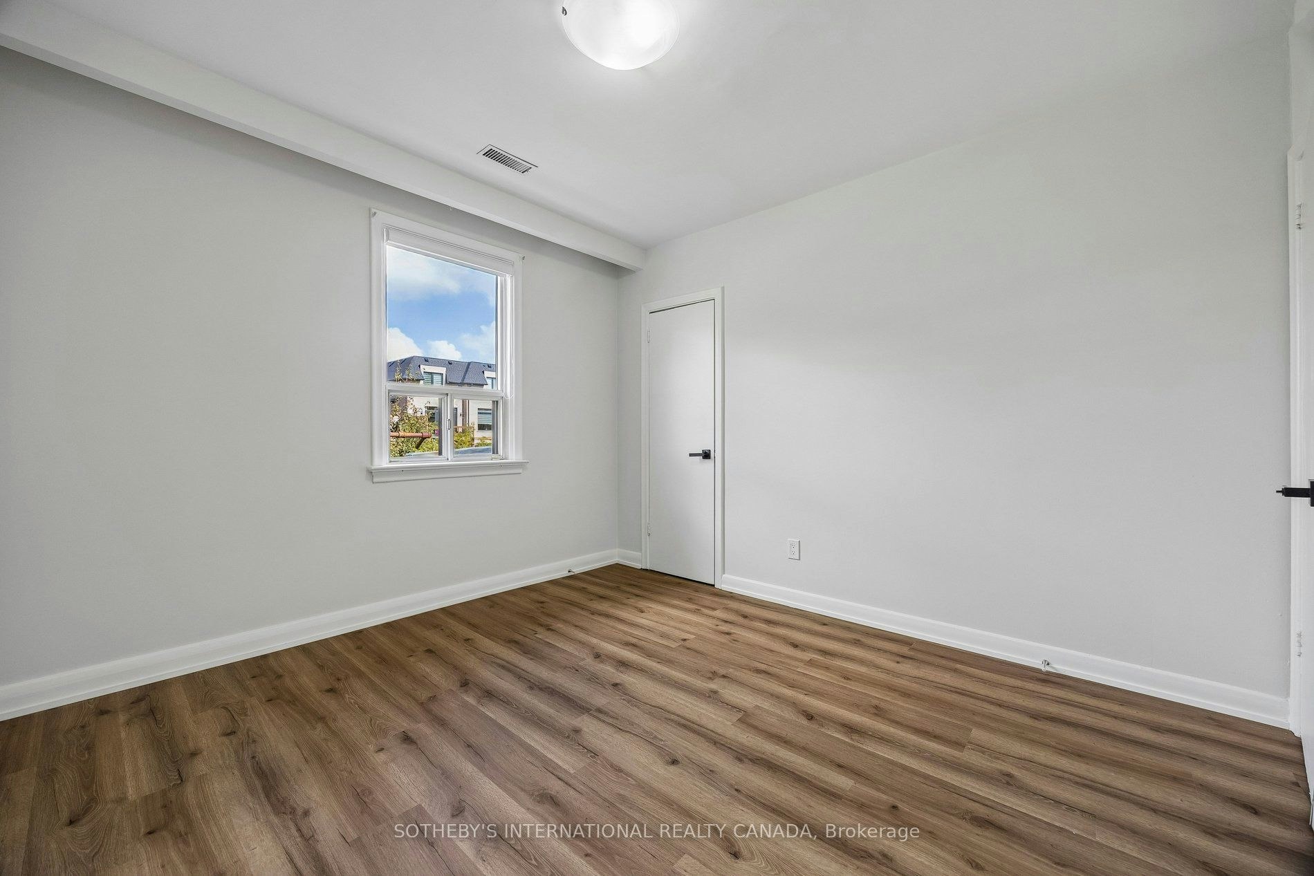 120 Ranee Avenue, Toronto, ON, M6A 1N2 - 19