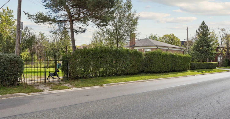 120 Ranee Avenue, Toronto, ON, M6A 1N2 - 28