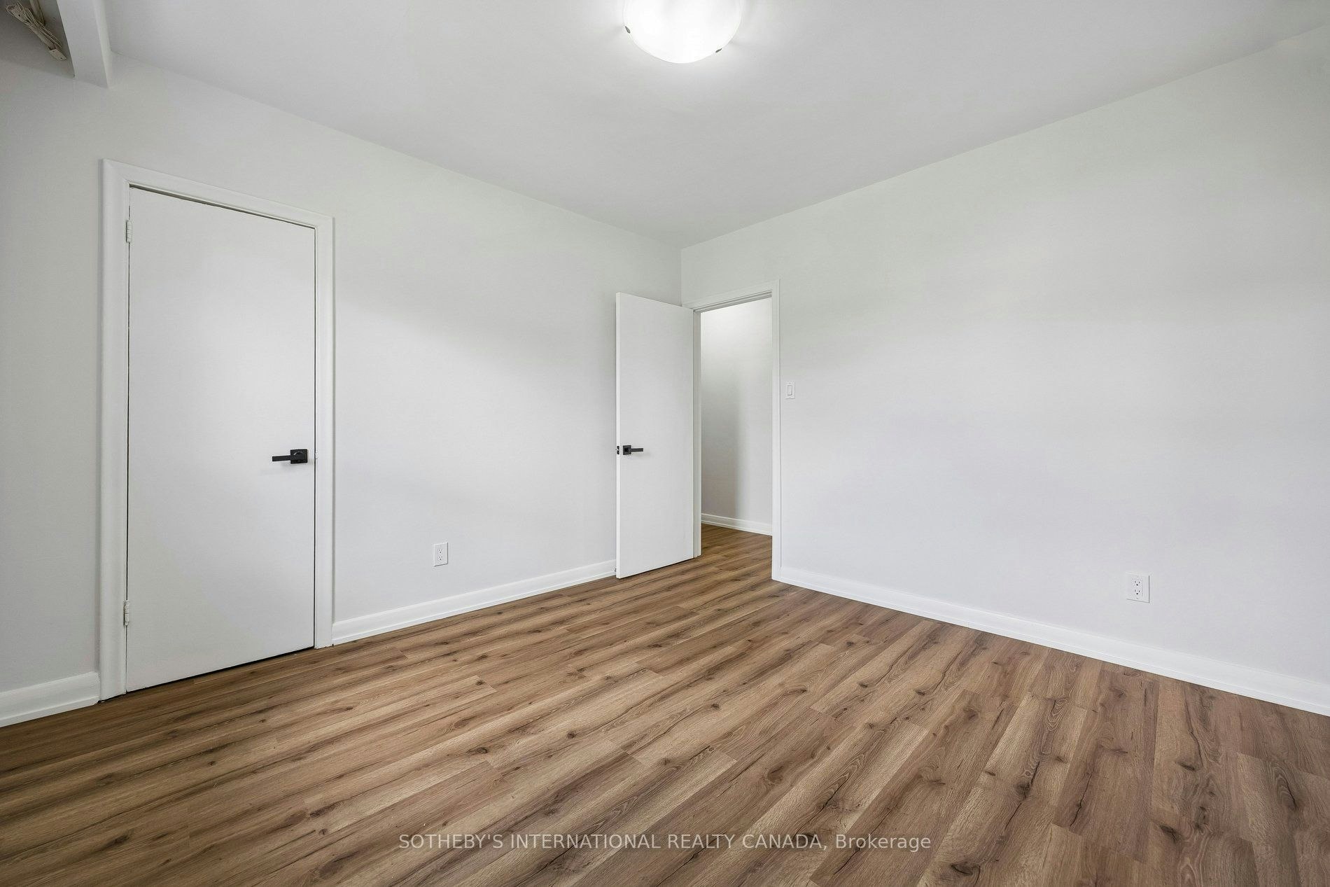 120 Ranee Avenue, Toronto, ON, M6A 1N2 - 18