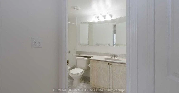 1508-1 Pemberton Avenue, Toronto, ON, M2M 4L9 - 13