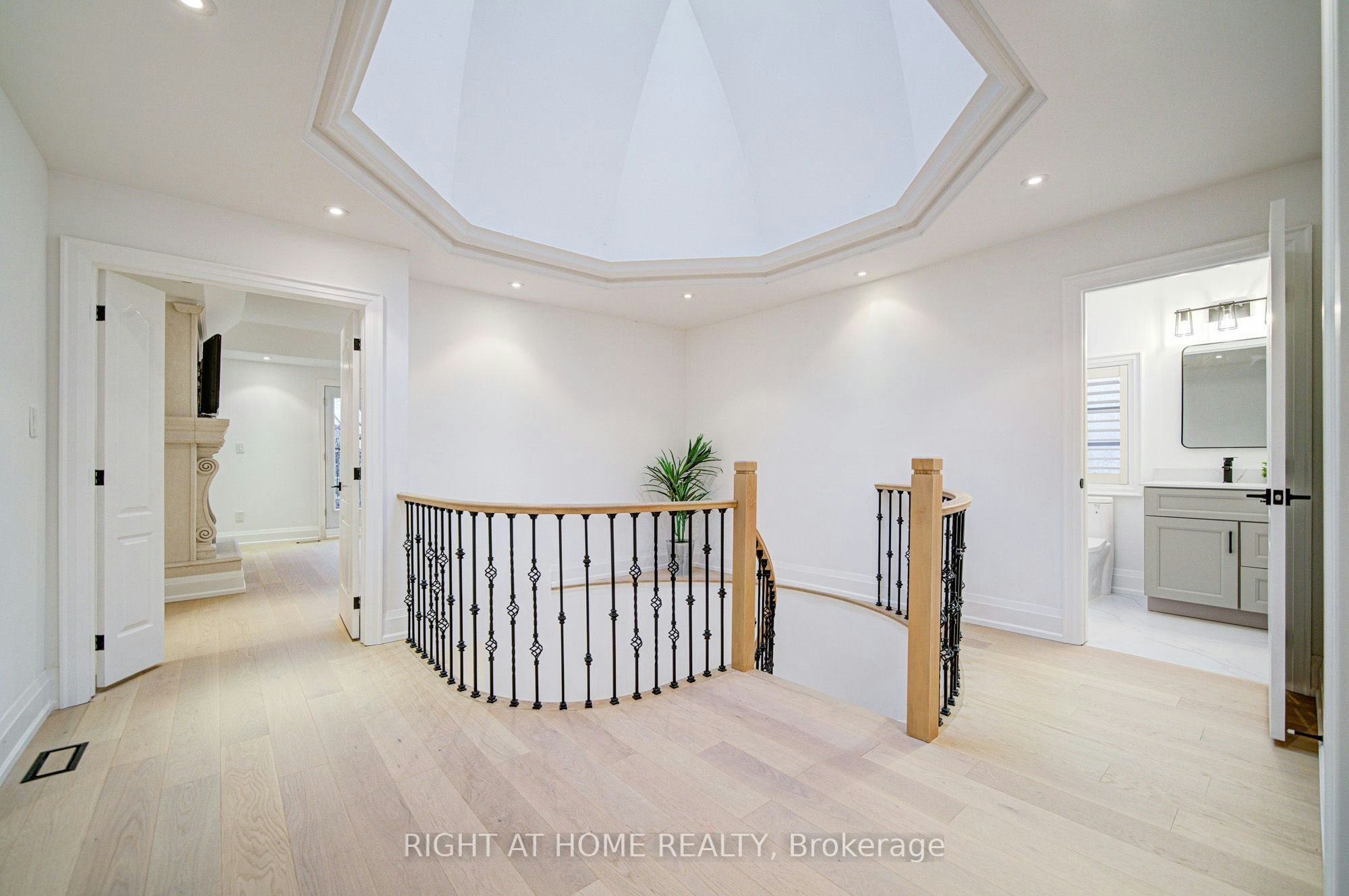 125 Kingsdale Avenue, Toronto, ON, M2N 3W5 - 29