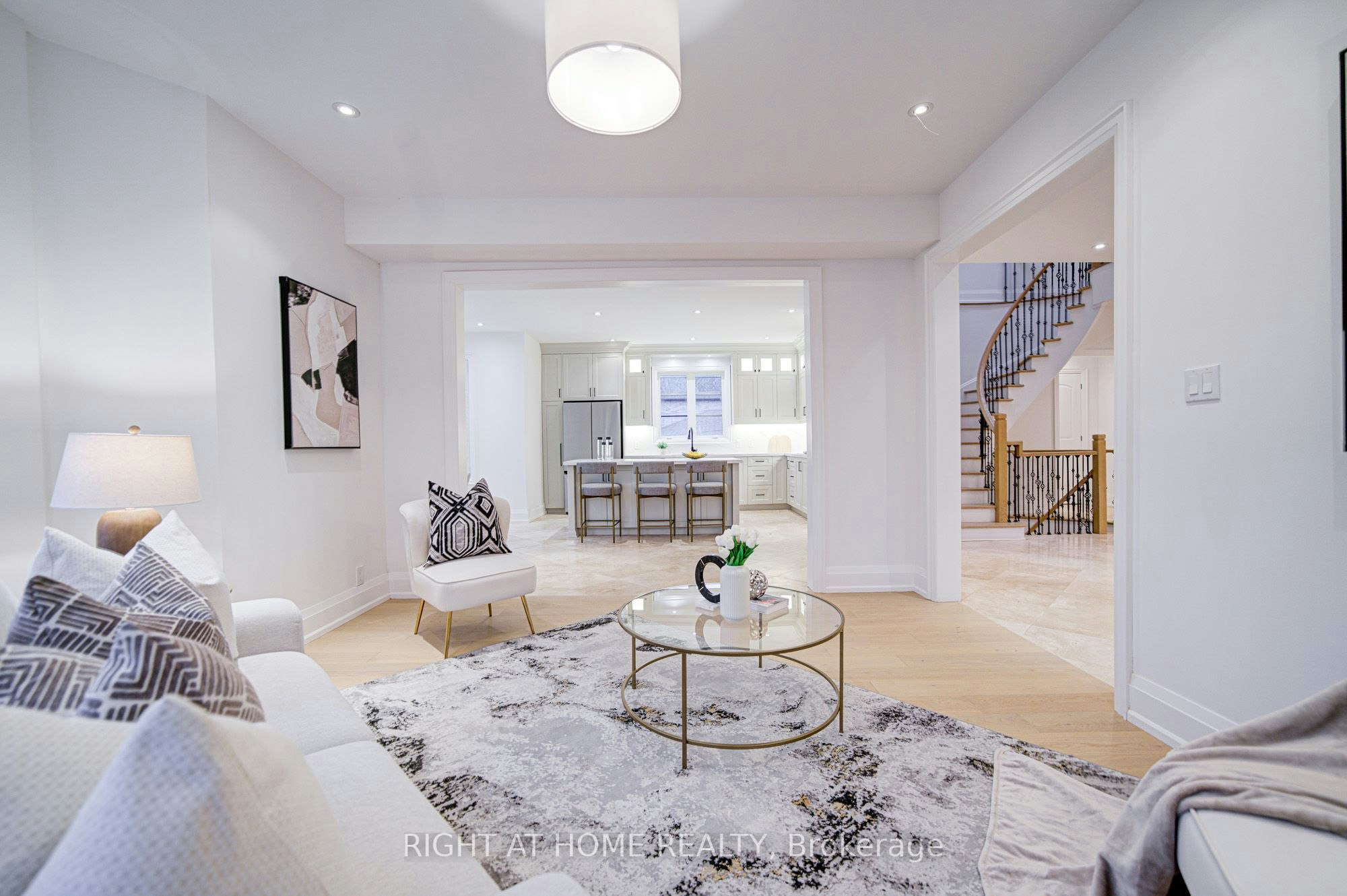 125 Kingsdale Avenue, Toronto, ON, M2N 3W5 - 27