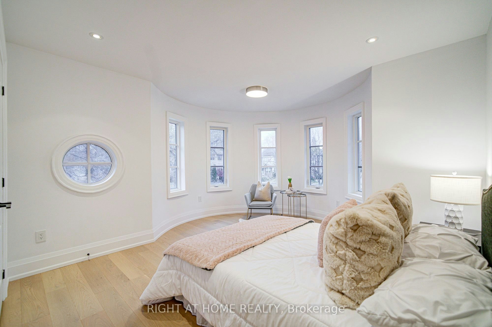 125 Kingsdale Avenue, Toronto, ON, M2N 3W5 - 34