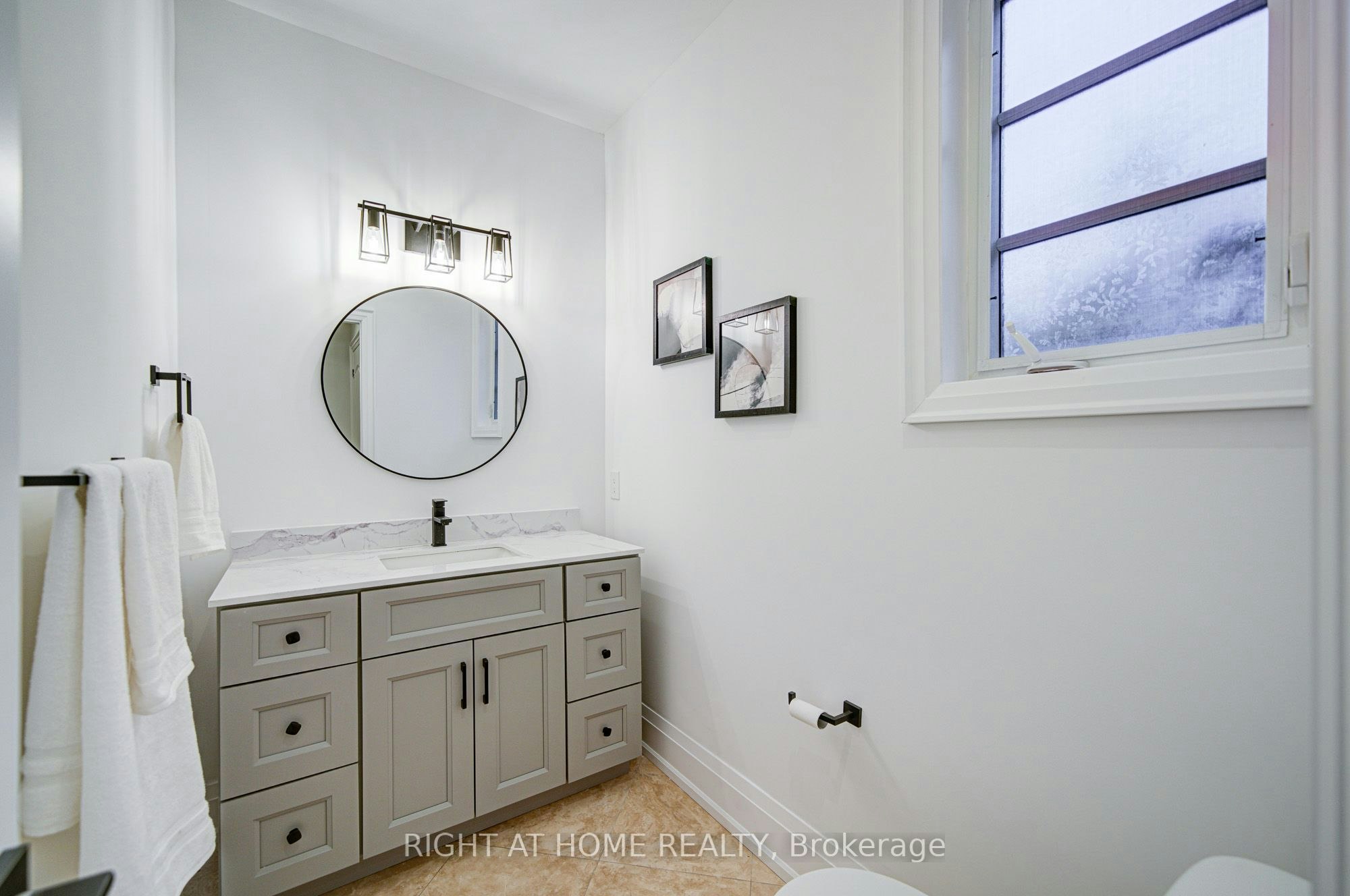 125 Kingsdale Avenue, Toronto, ON, M2N 3W5 - 17