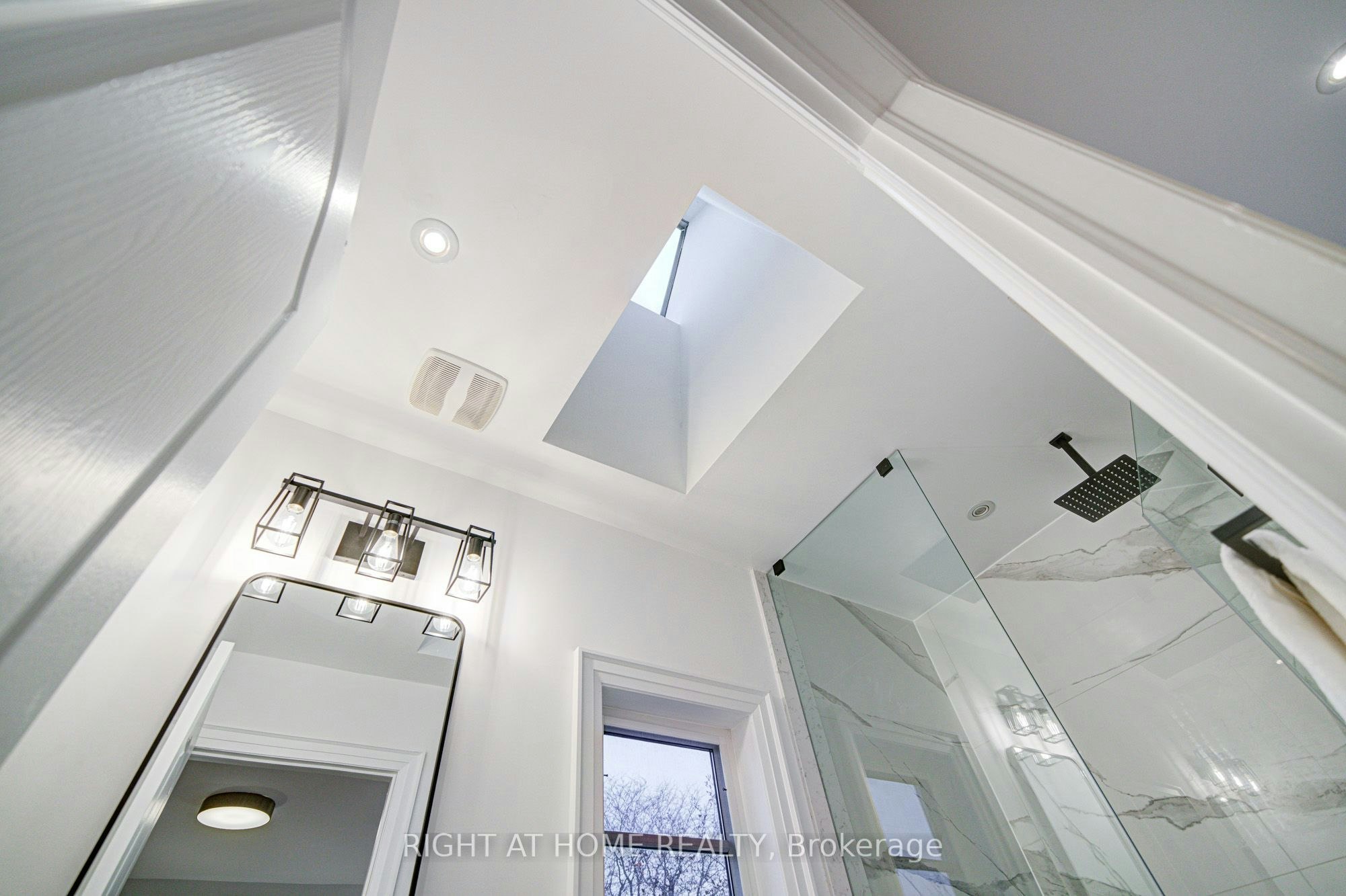 125 Kingsdale Avenue, Toronto, ON, M2N 3W5 - 33