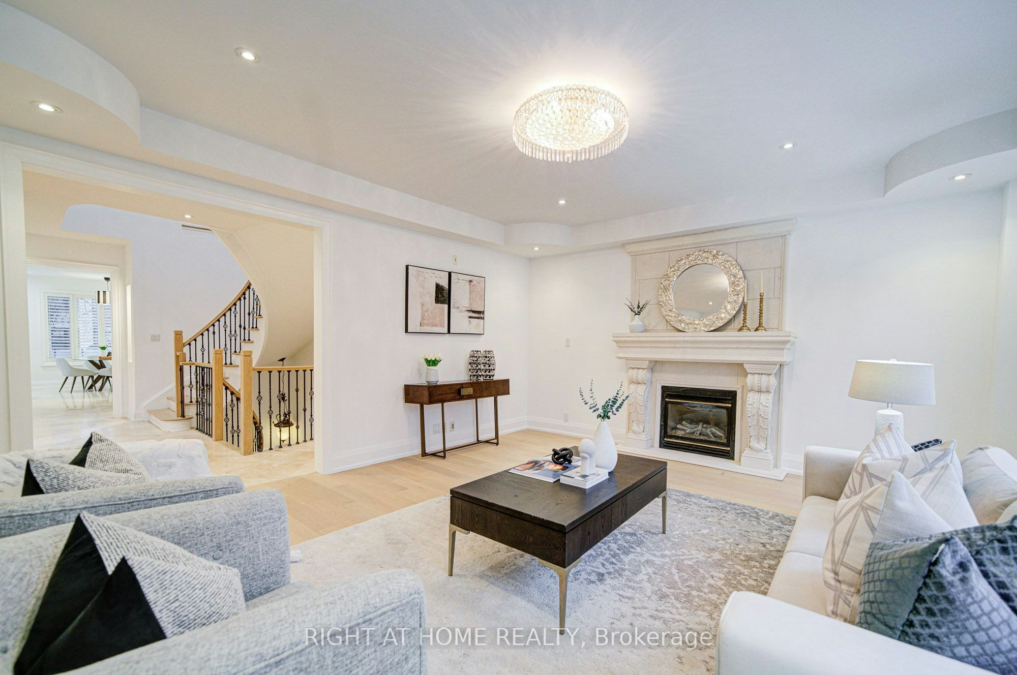 125 Kingsdale Avenue, Toronto, ON, M2N 3W5 - 13