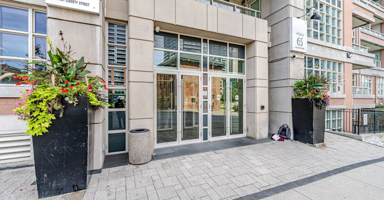 1206-65 East Liberty Street, Toronto, ON, M6K 3R2 - 3