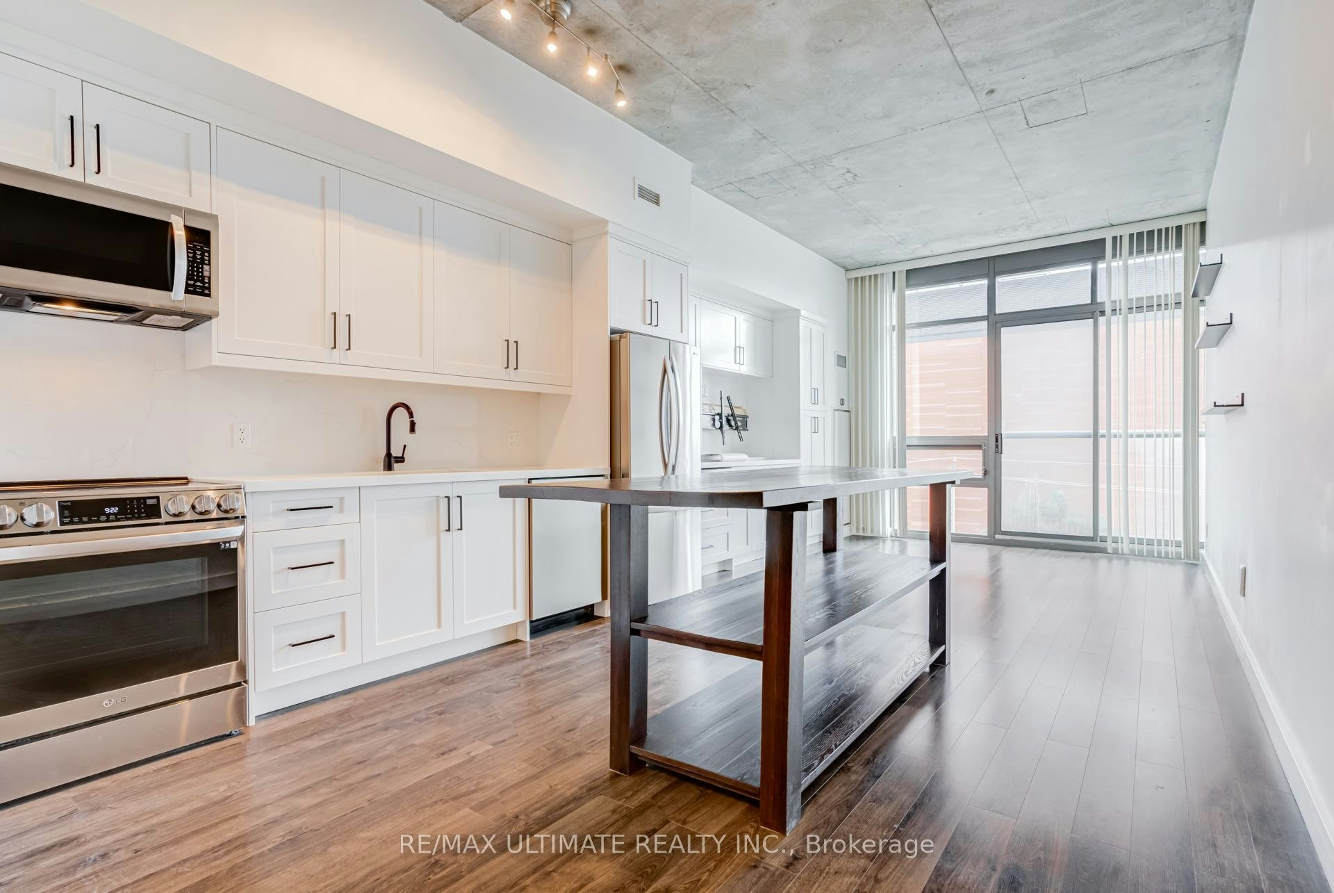450-33 Mill Street, Toronto, ON, M5A 3R3 - 8
