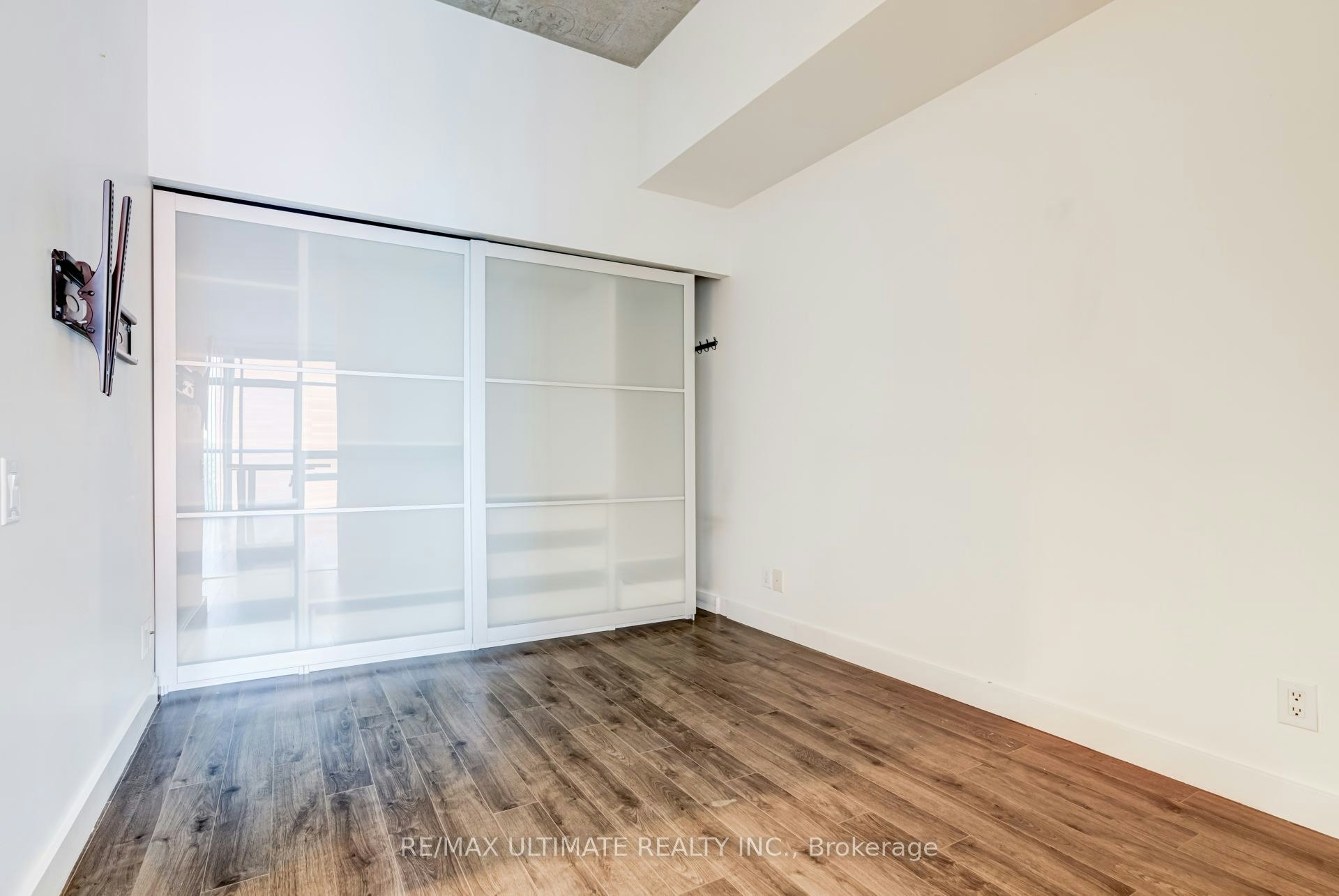 450-33 Mill Street, Toronto, ON, M5A 3R3 - 12
