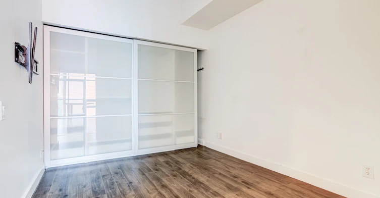 450-33 Mill Street, Toronto, ON, M5A 3R3 - 12
