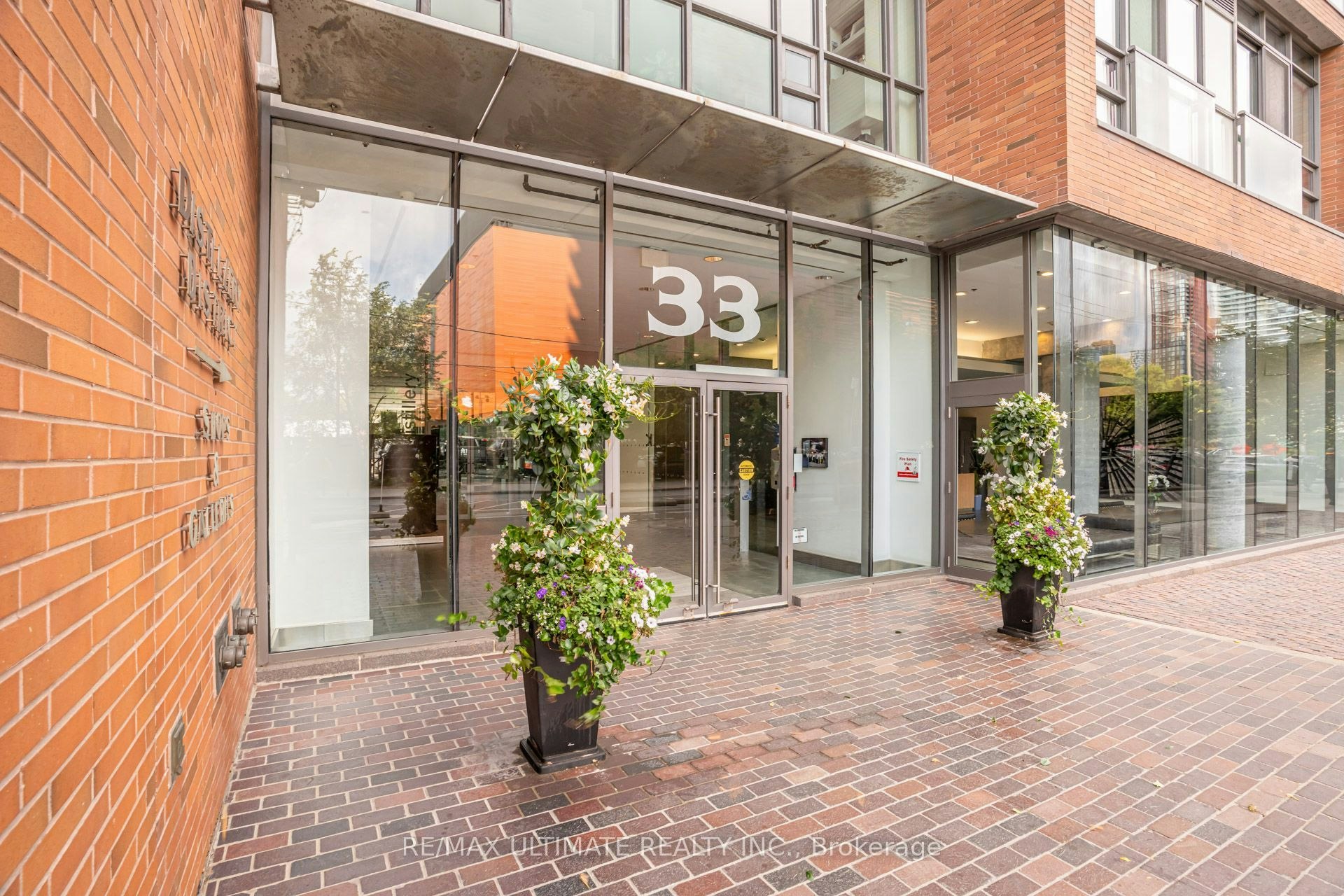 450-33 Mill Street, Toronto, ON, M5A 3R3 - 4