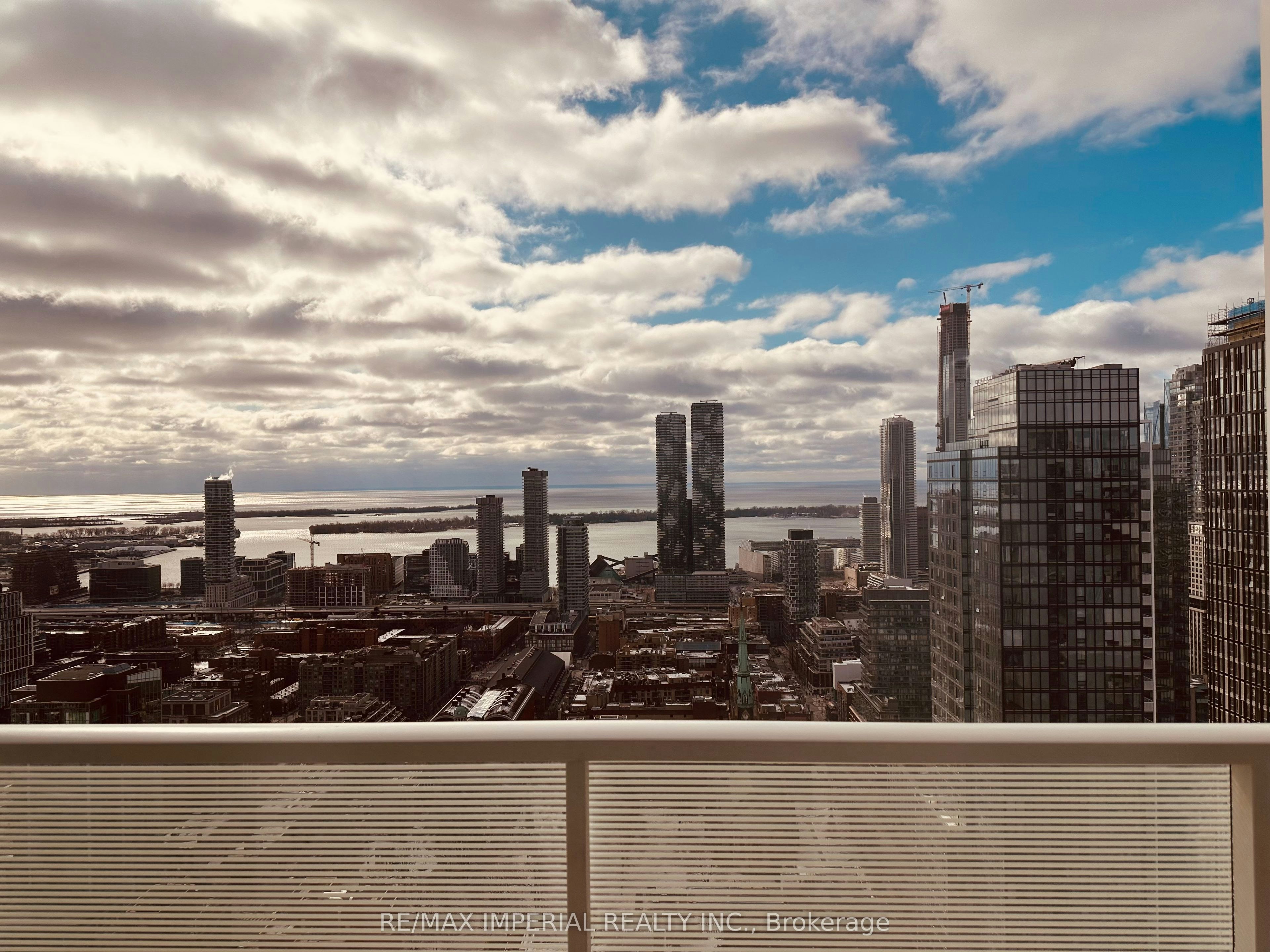 4909-88 Queen Street E, Toronto, ON, M5C 0B6 - 3