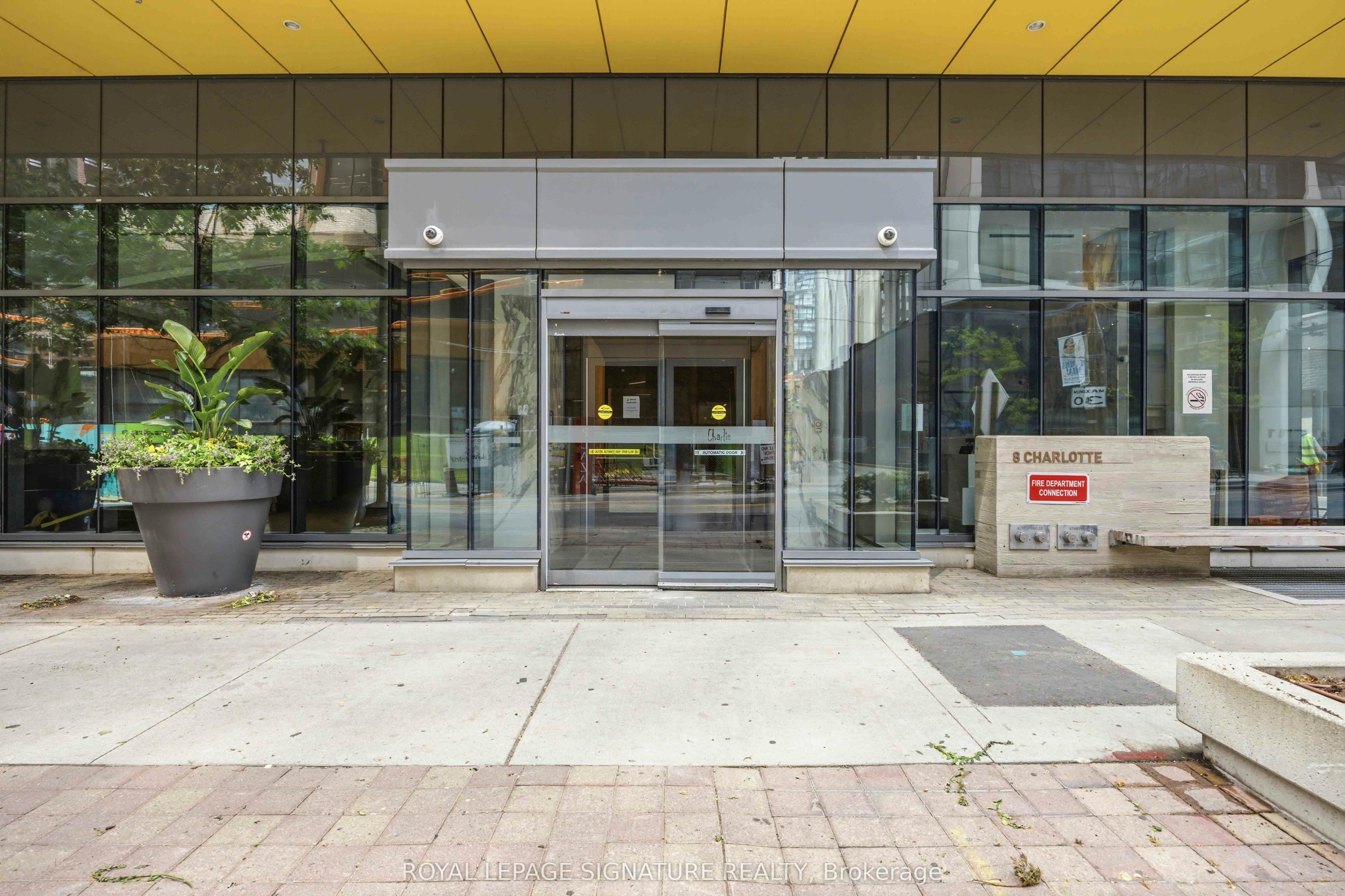 202-8 Charlotte Street, Toronto, ON, M5V 0K4 - 39