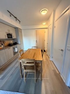 806-77 Mutual Street, Toronto, ON, M5B 2A9 - 14