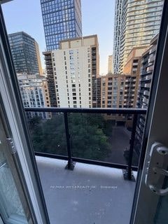 806-77 Mutual Street, Toronto, ON, M5B 2A9 - 30
