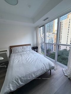 806-77 Mutual Street, Toronto, ON, M5B 2A9 - 2