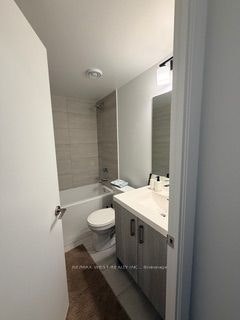 806-77 Mutual Street, Toronto, ON, M5B 2A9 - 34
