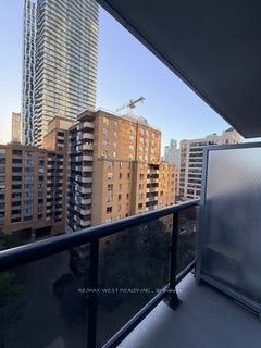 806-77 Mutual Street, Toronto, ON, M5B 2A9 - 11