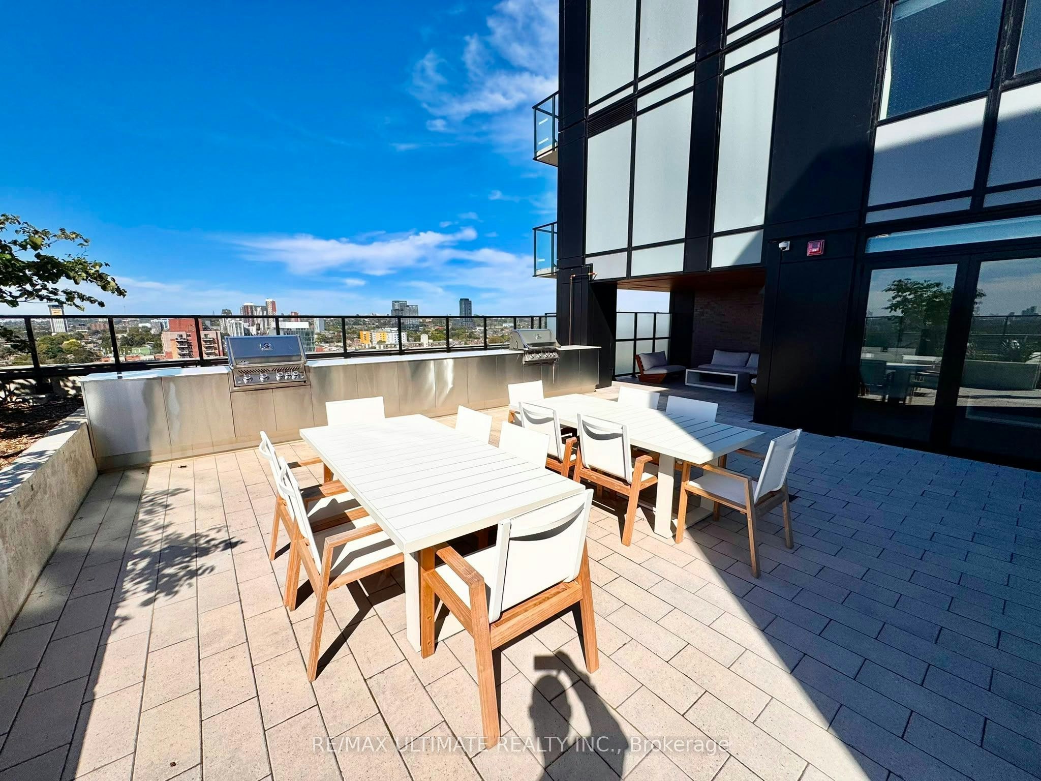 1215-181 Sterling Road, Toronto, ON, M6R 0B2 - 10
