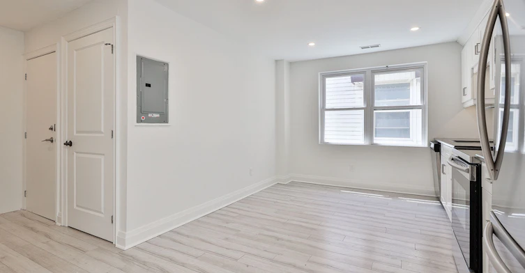 3rd Lvl-995 Bloor Street W, Toronto, ON, M6H 1M1 - 16