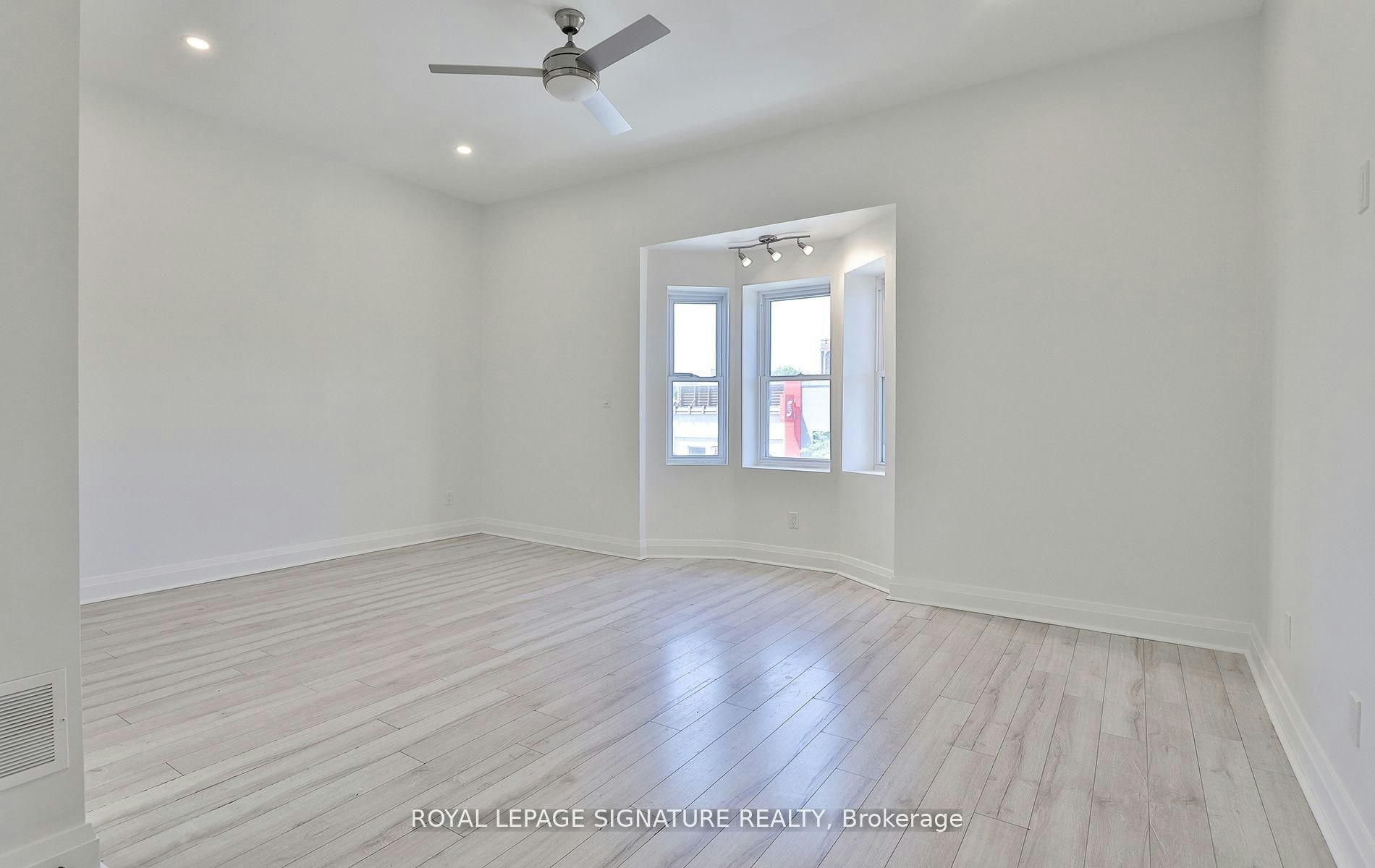 3rd Lvl-995 Bloor Street W, Toronto, ON, M6H 1M1 - 5