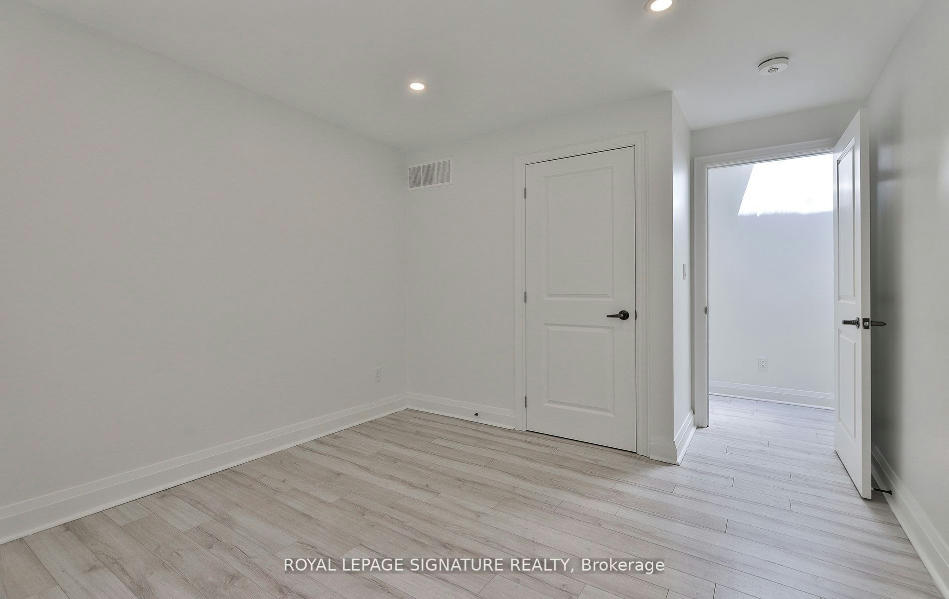 3rd Lvl-995 Bloor Street W, Toronto, ON, M6H 1M1 - 18