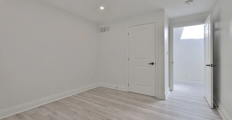 3rd Lvl-995 Bloor Street W, Toronto, ON, M6H 1M1 - 18